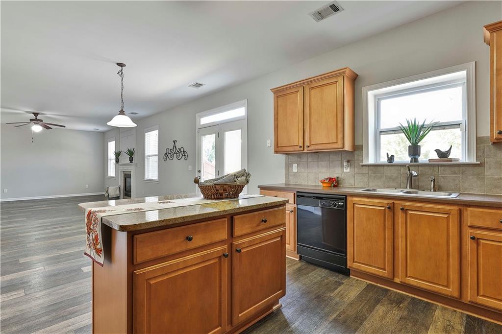 Lakeshore - Residential