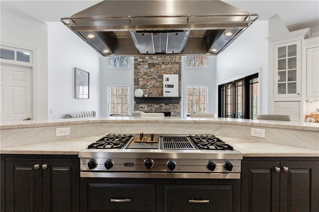 350 Newcastle Drive, Alpharetta, Georgia image 17
