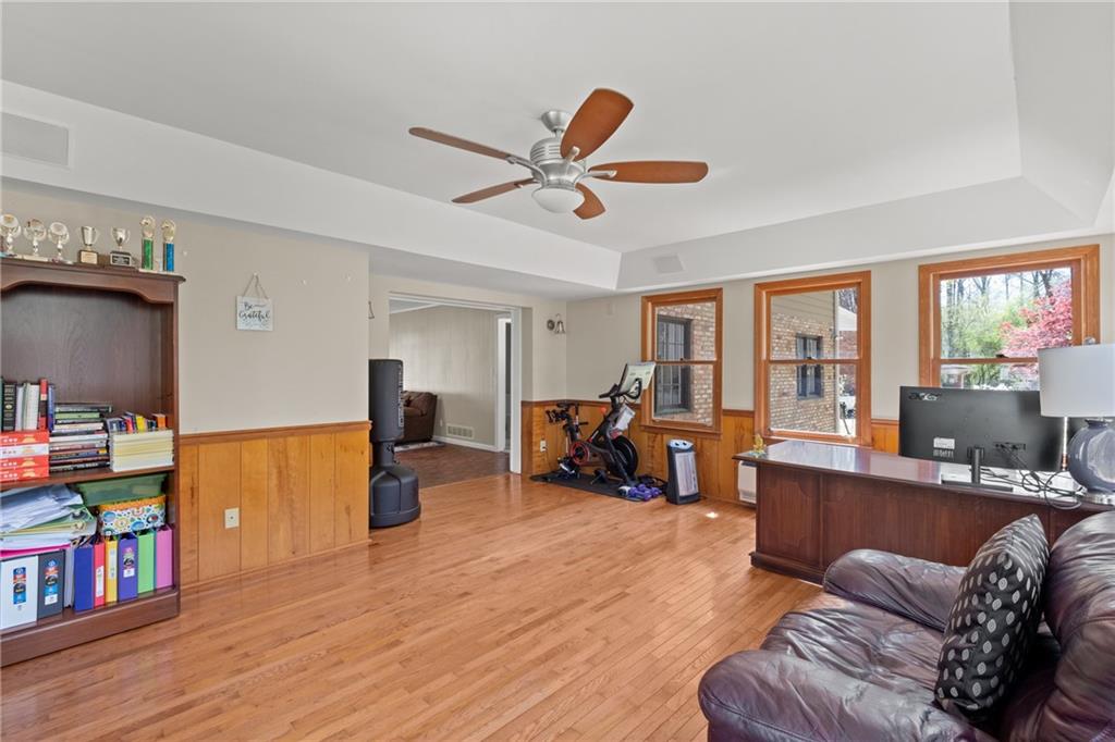 1542 Riderwood Court