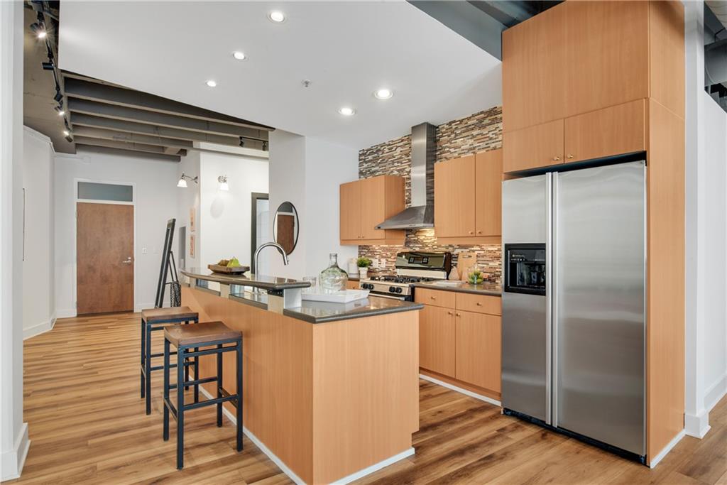 805 Peachtree Street NE 306