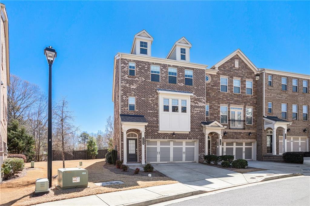 5438 Terrace Bend Place, Peachtree Corners, Georgia image 2