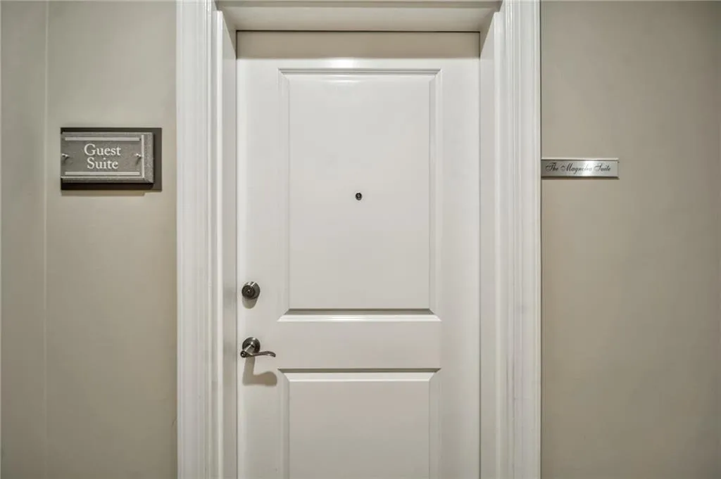 Atlanta, Georgia 30339, United States, 2 Bedrooms Bedrooms, ,2 BathroomsBathrooms,Residential,Active,1780