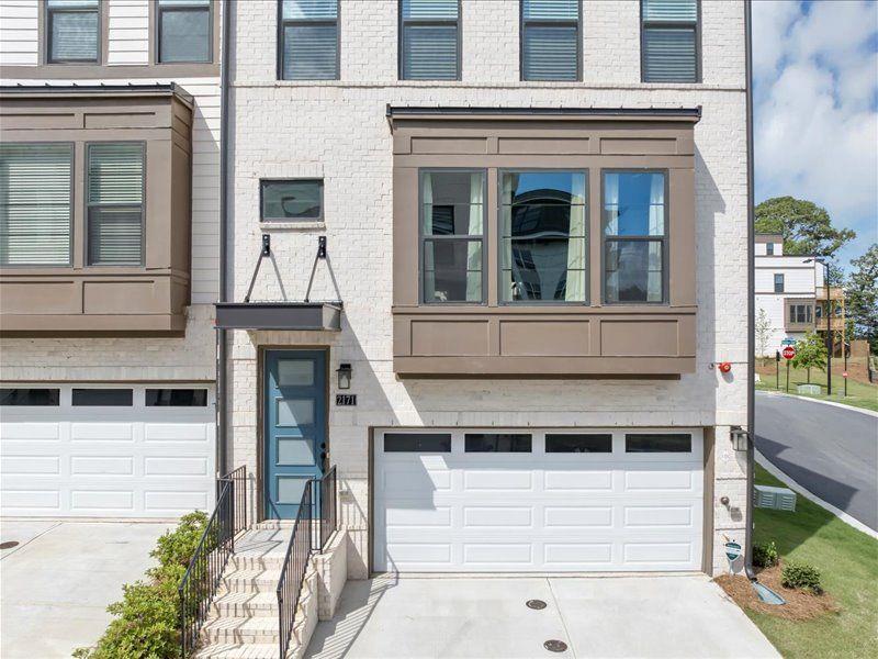 2171 Burnside Dr Nw Dr, Atlanta, Georgia image 3