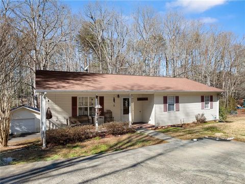 Homes For Sale - 815 Copper Mines Rd Rd<br/> Murrayville, GA 30564