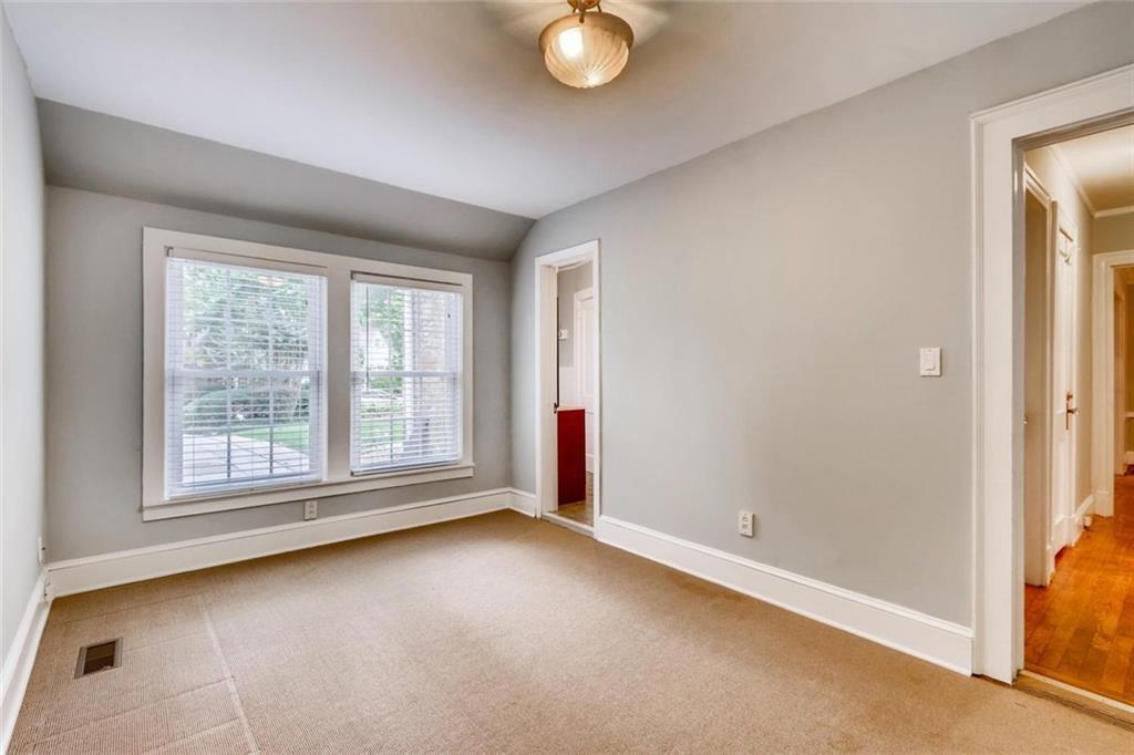 1719 Ridgewood Drive NE