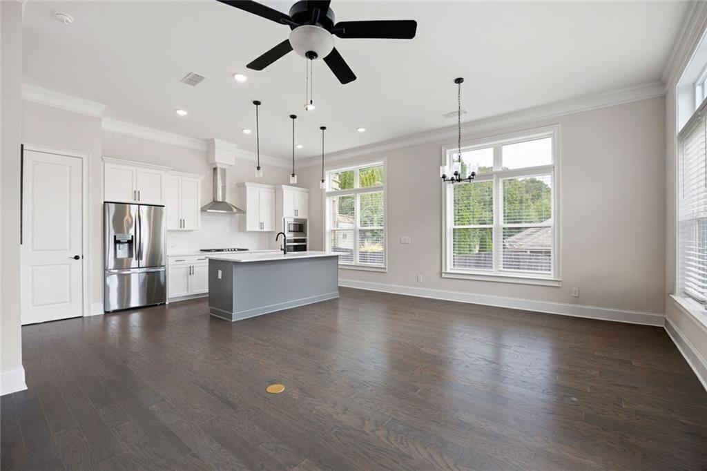 THE VILLAGE AT TOWNLAKE - Residential Lease