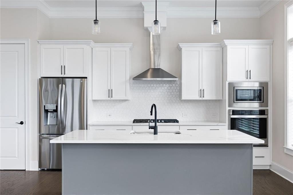 THE VILLAGE AT TOWNLAKE - Residential Lease