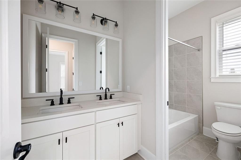 THE VILLAGE AT TOWNLAKE - Residential Lease