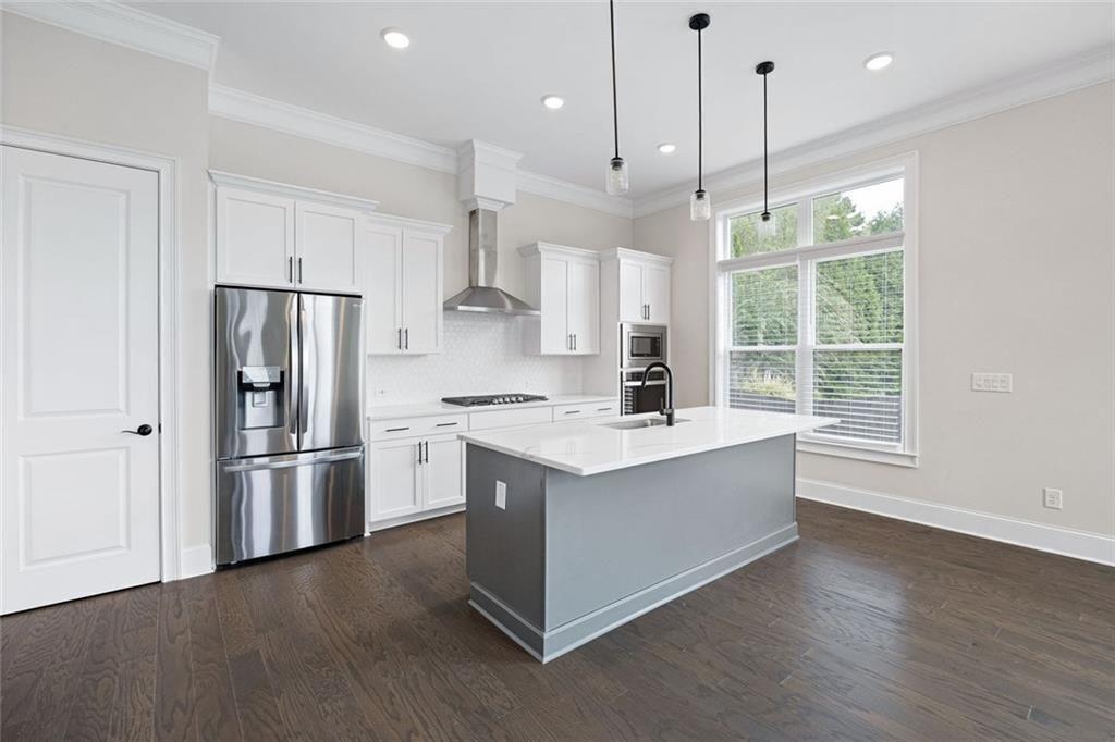 THE VILLAGE AT TOWNLAKE - Residential Lease