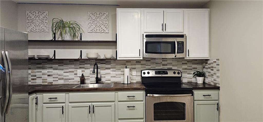 8980 Stonelake Court