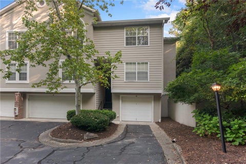 Condo For Sale - 4252 River Green Drive #508<br/> Atlanta, GA 30327