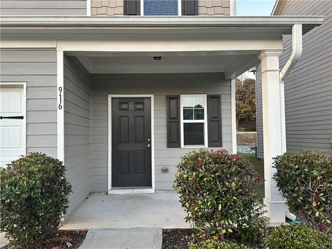 A home in Pendergrass