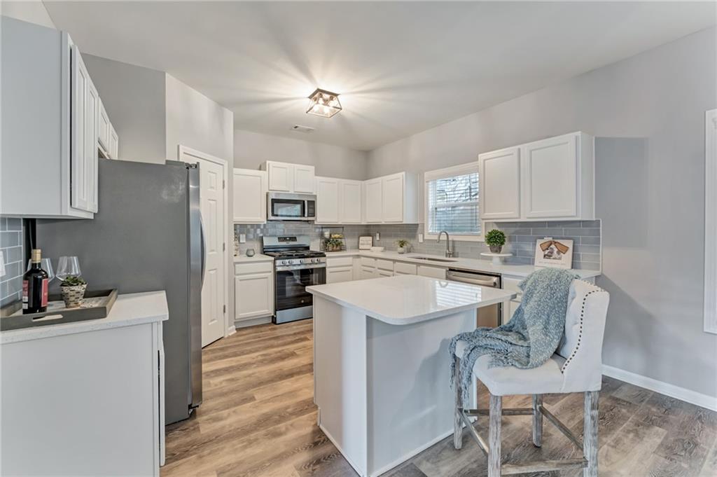 1438 Autumn Wood Trail