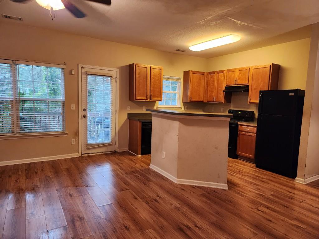 Villas At Rogers Crossing - Residential