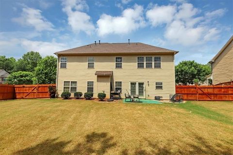 A home in Powder Springs