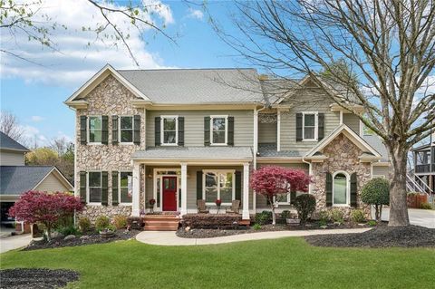 Homes For Sale - 3525 Horizon Court<br/> Cumming, GA 30041