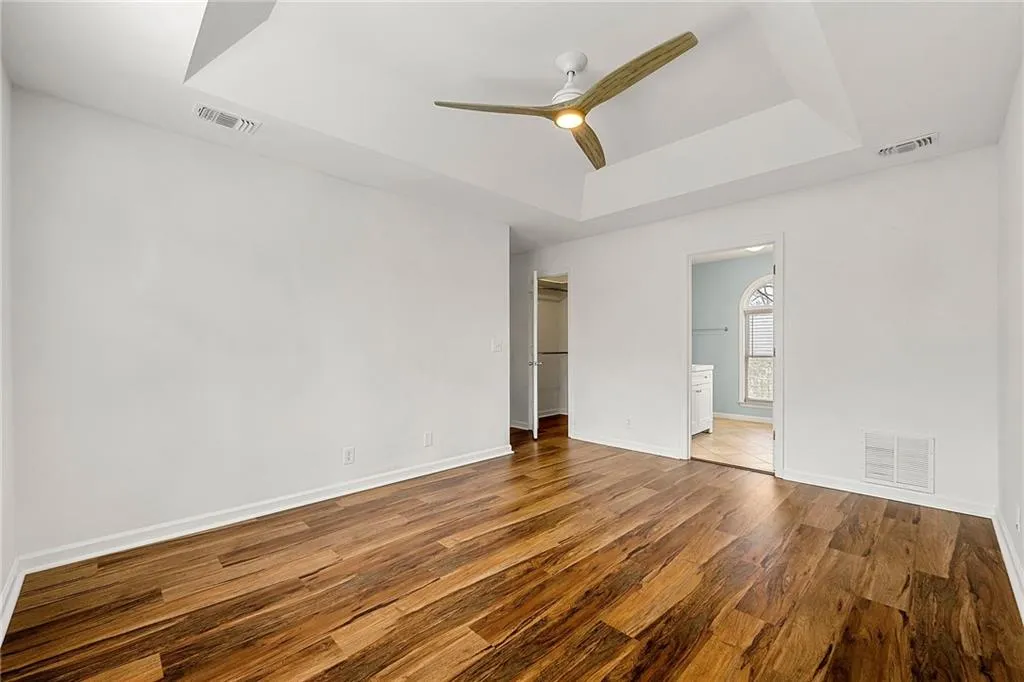 Marietta, Georgia 30066, United States, 4 Bedrooms Bedrooms, ,4 BathroomsBathrooms,Residential,Active,13680