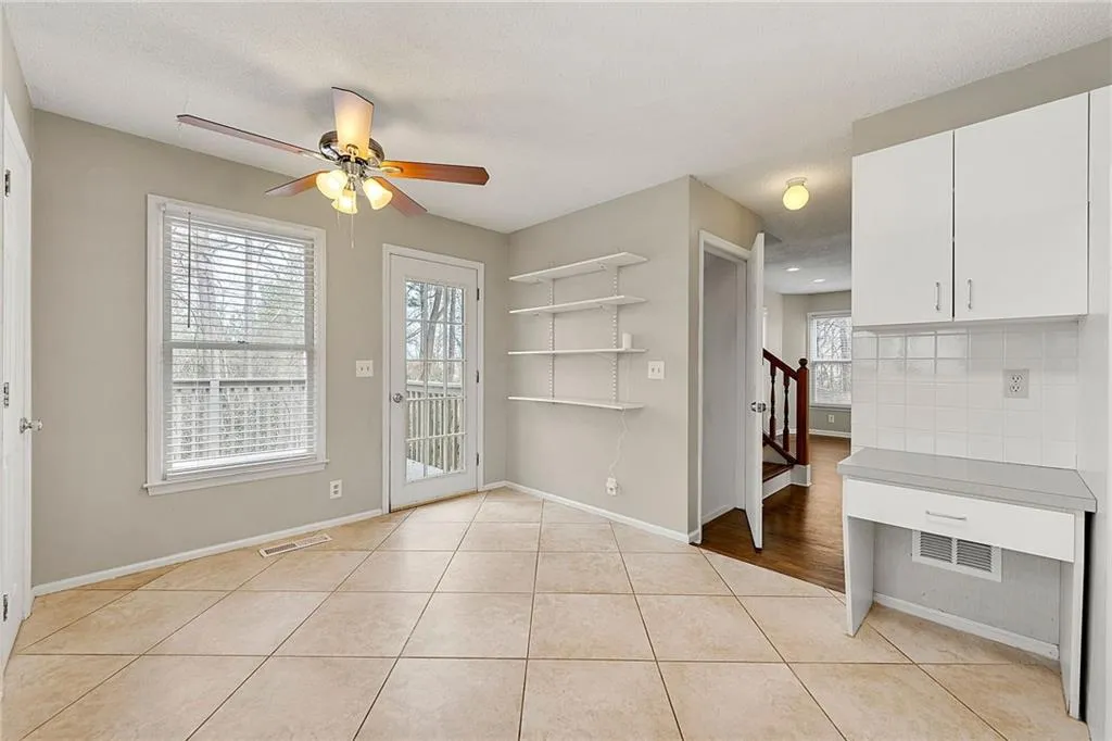 Marietta, Georgia 30066, United States, 4 Bedrooms Bedrooms, ,4 BathroomsBathrooms,Residential,Active,13680