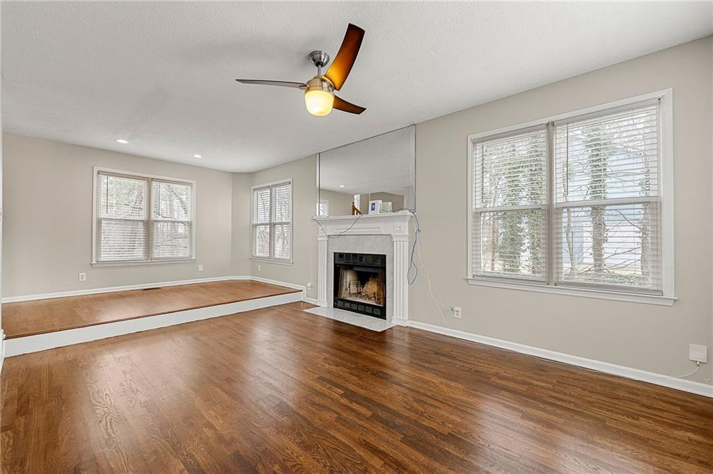 Addison Heights - Residential Lease