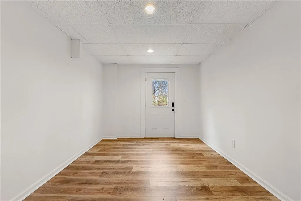 Marietta, Georgia 30066, United States, 4 Bedrooms Bedrooms, ,4 BathroomsBathrooms,Residential,Active,13680