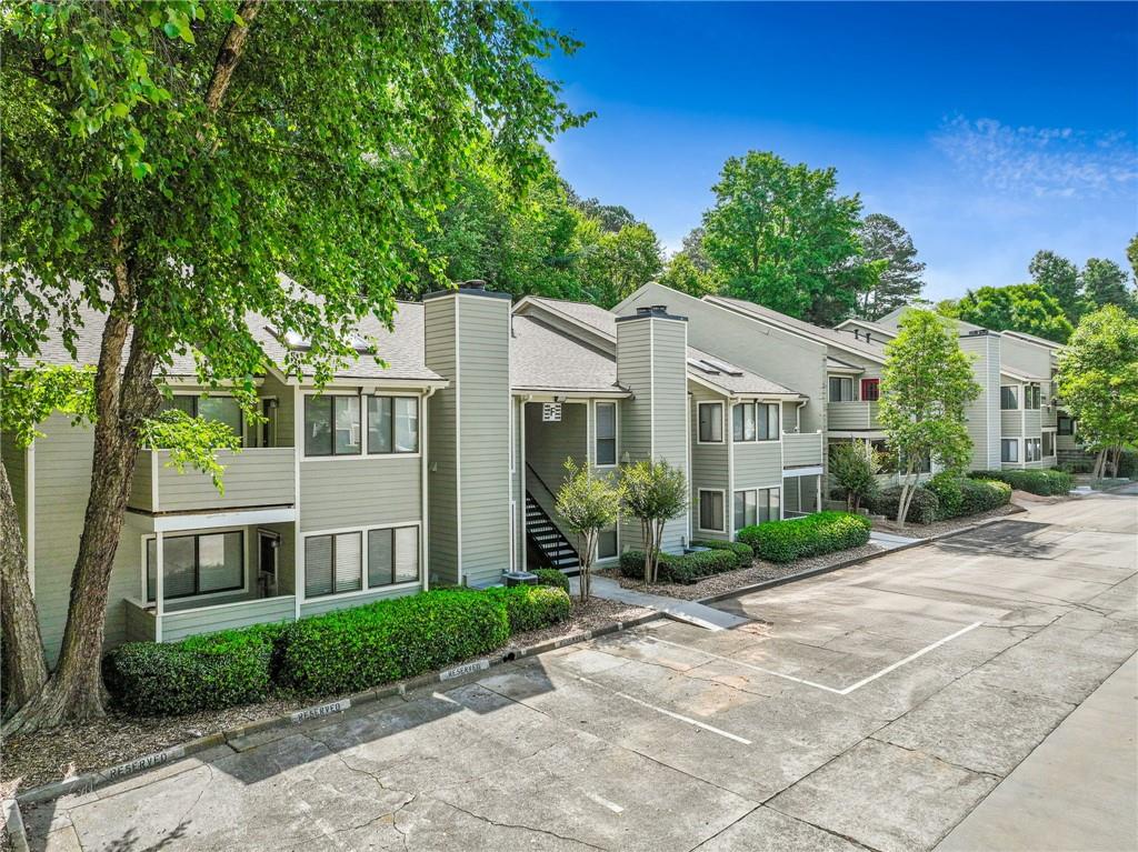 3427 Ivys Walk