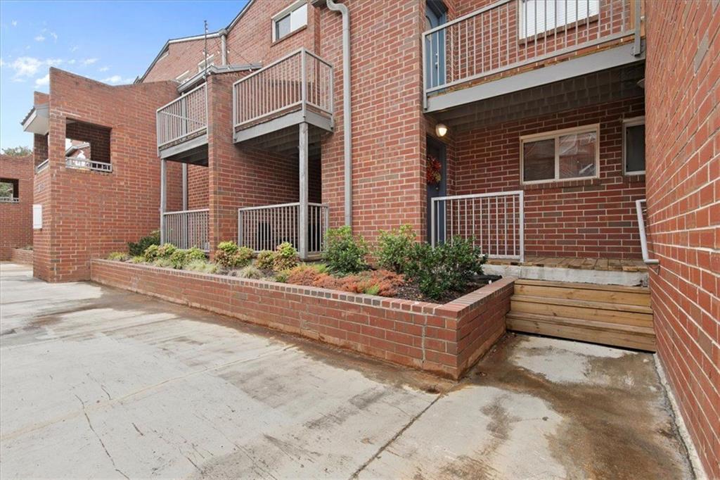 387 Ralph McGill Boulevard NE K