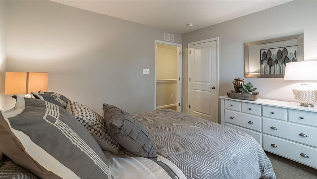 Twin Lakes - Residential