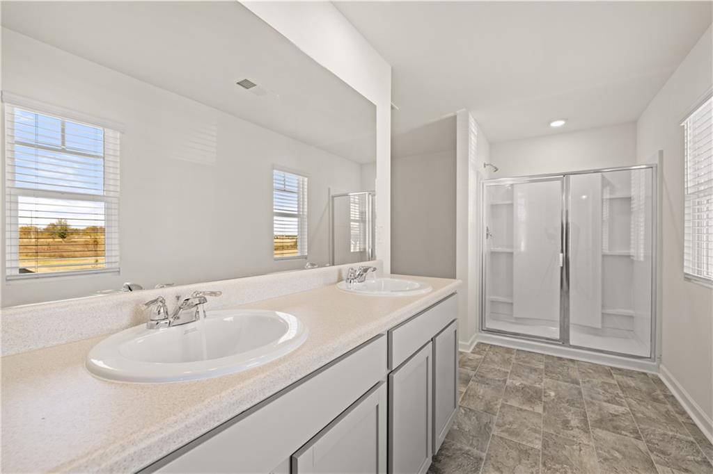 Twin Lakes - Residential