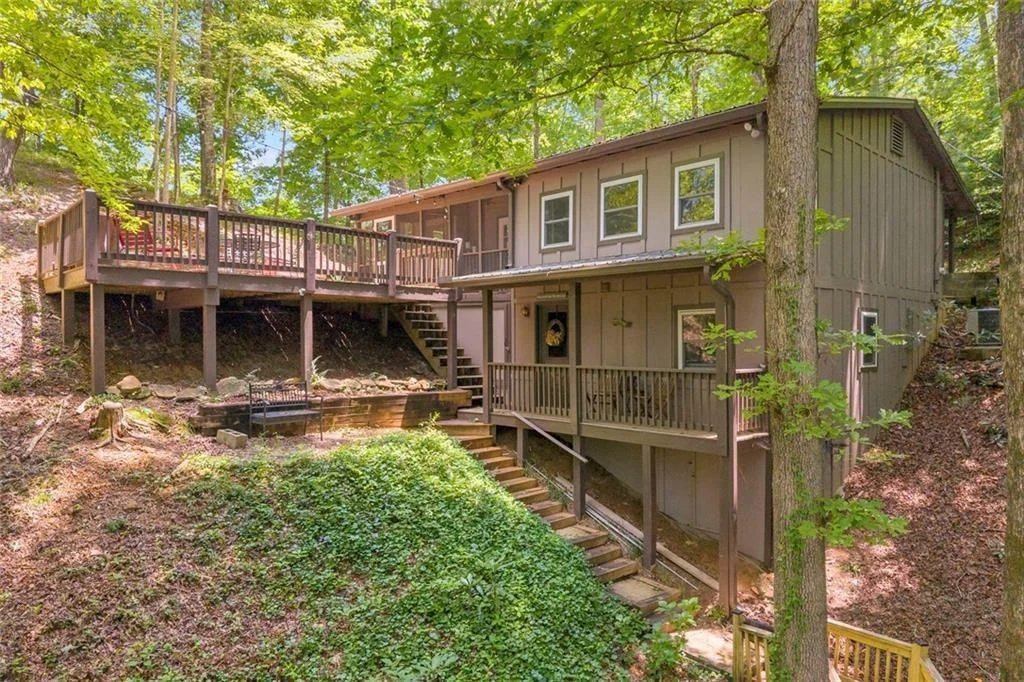 185 Pope Dickson Lane