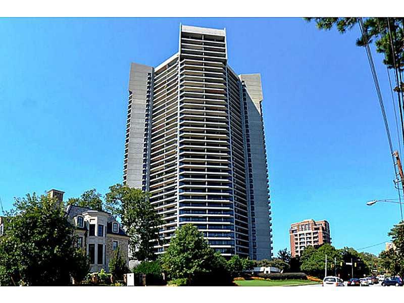 Photo 1 of 25 — 2660 Peachtree Road 31D, Atlanta, GA 30305