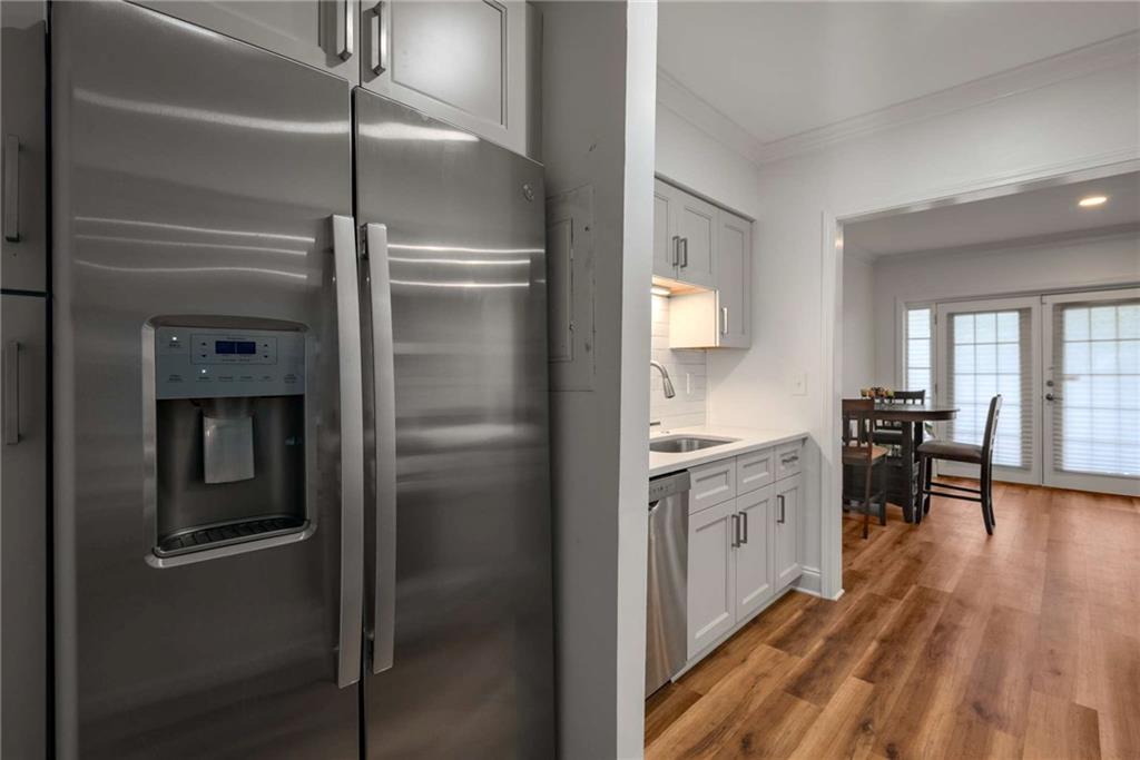 6980 Roswell Road #B13, Sandy Springs, Georgia image 6
