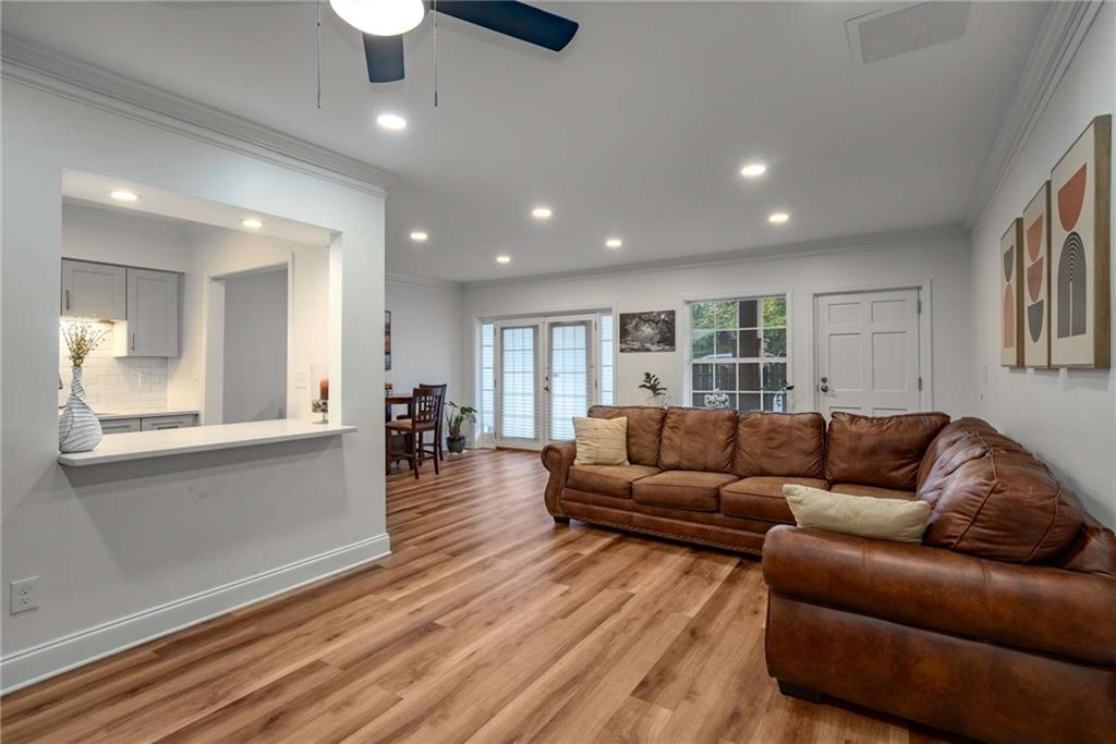 6980 Roswell Road #B13, Sandy Springs, Georgia image 8