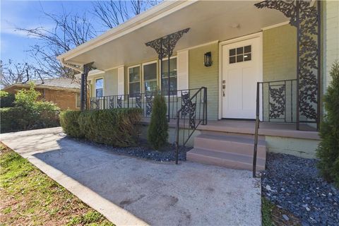 Photo of 1903 S Columbia Place, Decatur, GA 30032 (MLS # 7719968)