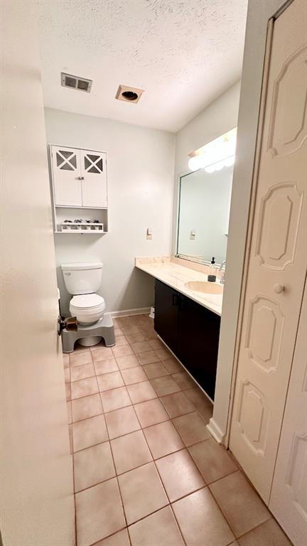 4846 Twin Lakes Trail, Atlanta, Georgia image 3