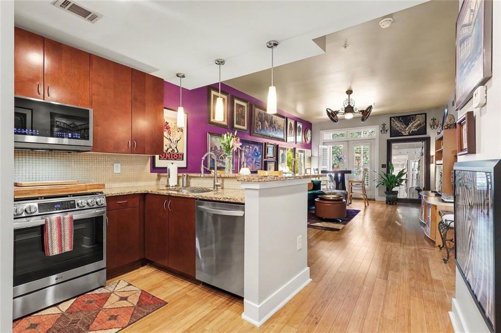 3655 Peachtree Road NE 204