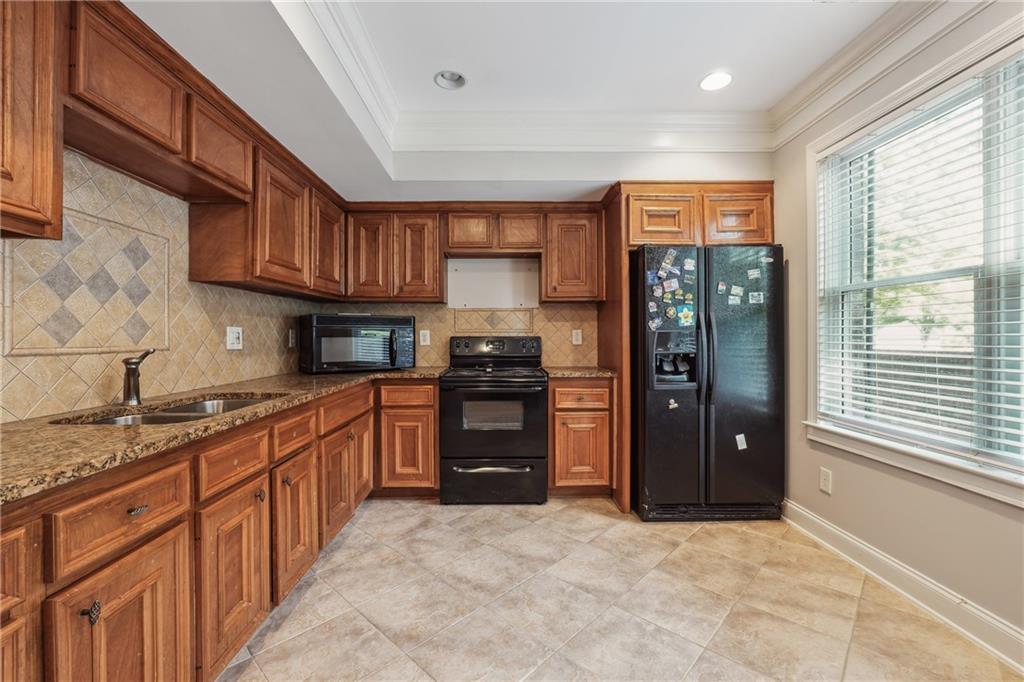 8089 Sleepy Lagoon Way, Flowery Branch, Georgia image 38