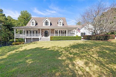 Homes For Sale - 3608 Sunflower Drive<br/> Buford, GA 30519