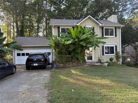 483 Comanche Trail Lawrenceville GA 30044