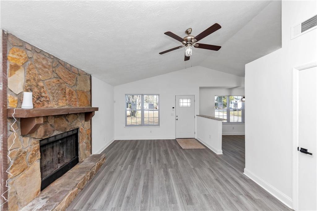 6042 Creekford Drive