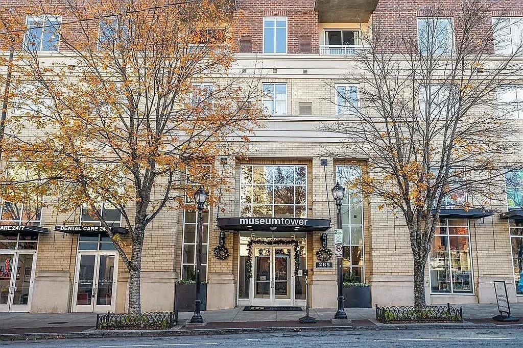 285 Centennial Olympic Park Drive NW 504