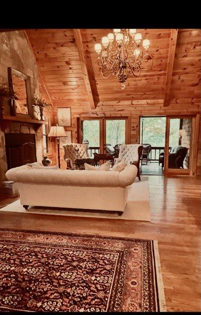 205 Minnehaha Trail