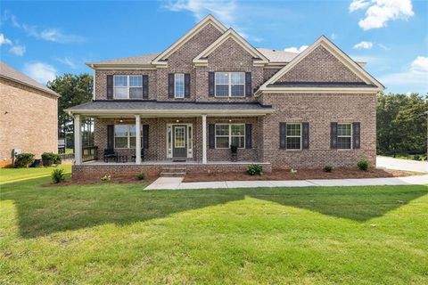 A home in Fairburn