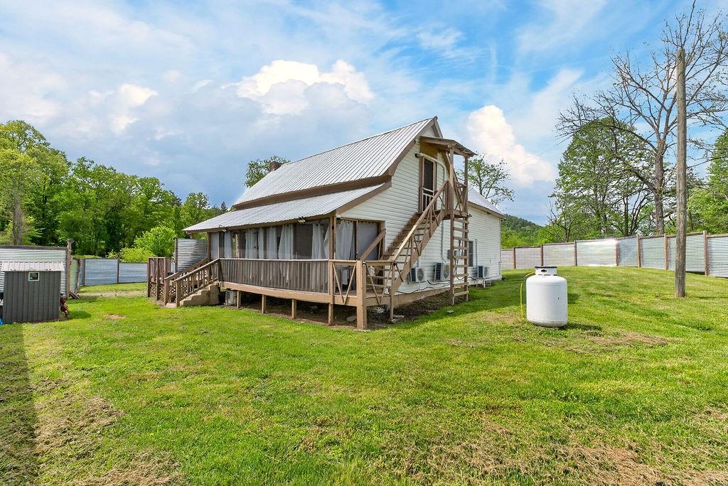 2731 Tate Road