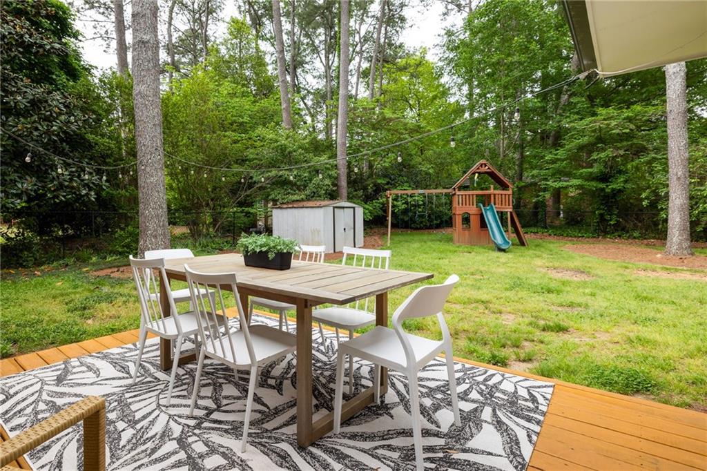 2903 Bonanza Drive, Decatur, Georgia image 27