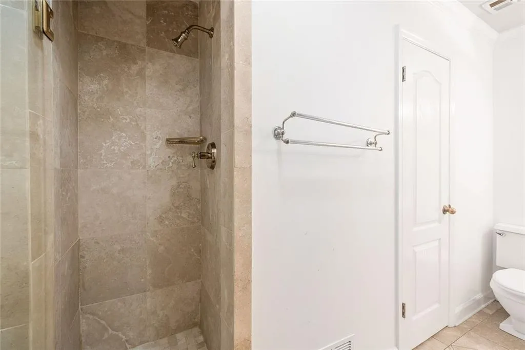 Sandy Springs, Georgia 30342, United States, 2 Bedrooms Bedrooms, ,3 BathroomsBathrooms,Residential,Active,145330