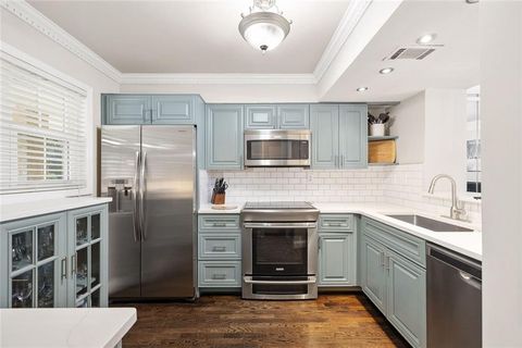 Photo of 5170 Chemin De Vie NE, Sandy Springs, GA 30342 (MLS # 7592751)