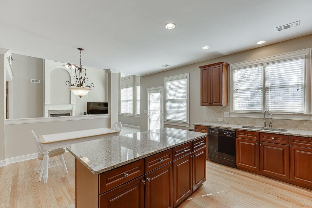 7202 Regatta Way, Flowery Branch, Georgia image 19