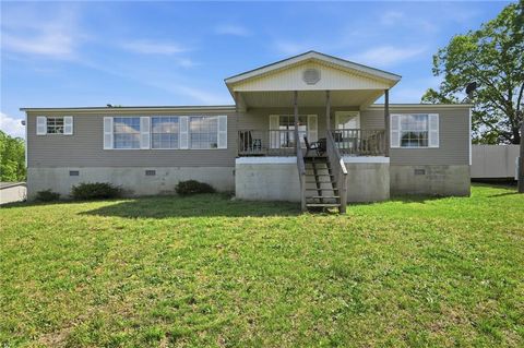 1549 Major Abercrombie Circle Murrayville GA 30564