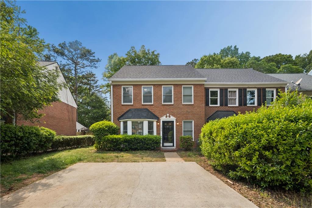 1390 Old Virginia Court SE