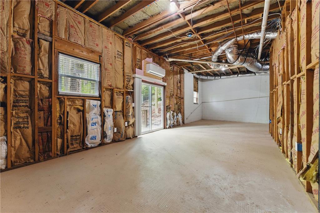 4716 Alpine Drive, Lilburn, Georgia image 11